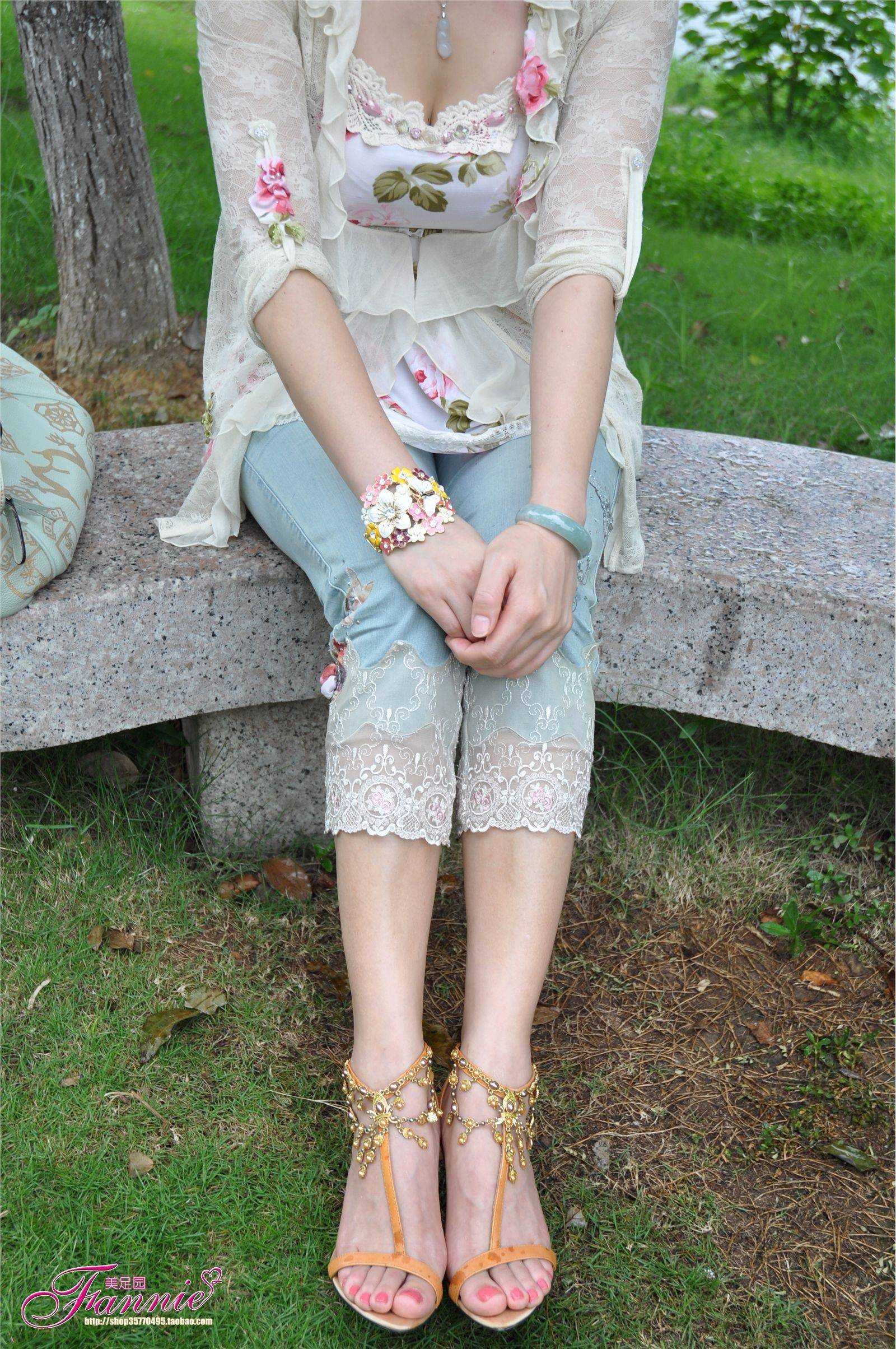 夏日阳光、细雨和微风（4） 芬妮高清丝足